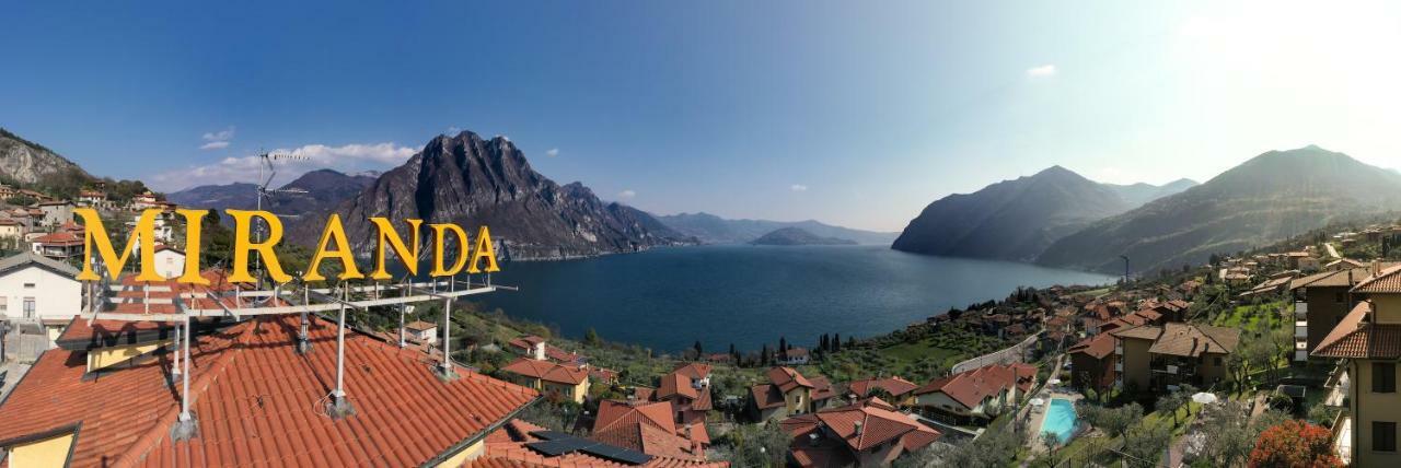 Hotel Miranda Riva di Solto Esterno foto